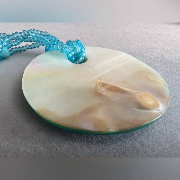 Abalone shell turquoise beadwork necklace - Picture 10 of 10